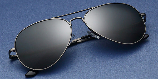 The Legendary History of Aviator Sunglasses: From Cockpit to Fashion Icon