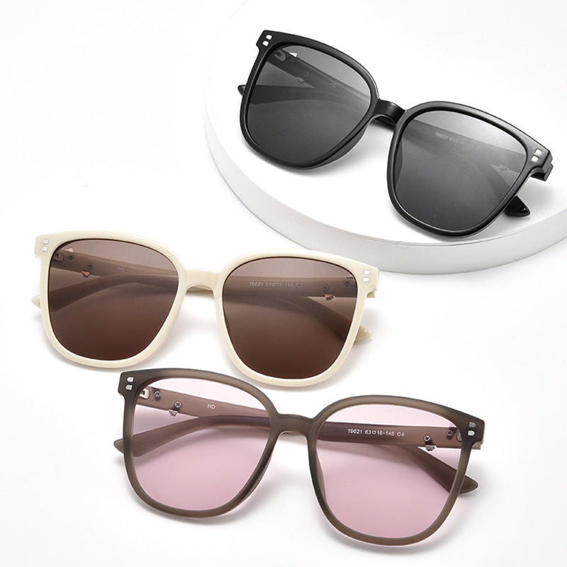 TR Full Rim Rectangle Sunglasses 19621R