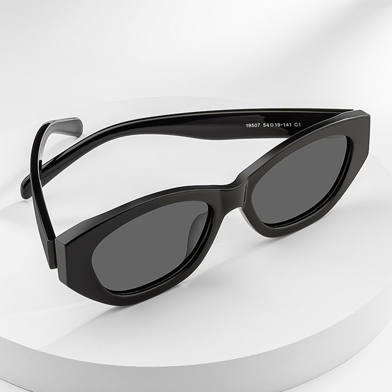TR Full Rim Cat Eye Sunglasses 19507ZM