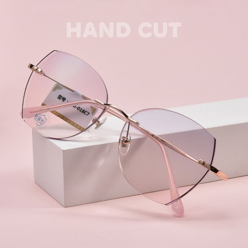 Women's glasses with hand-cut edge decoration many styles to choose from